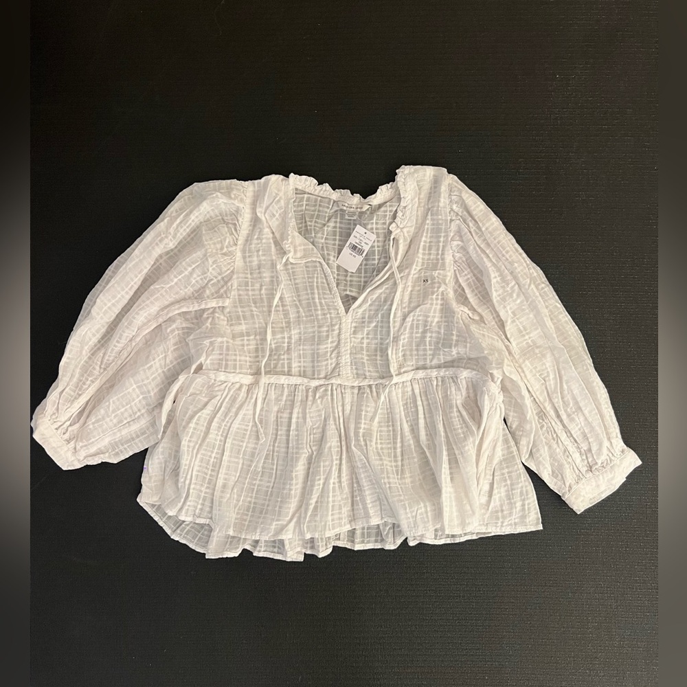American Eagle women’s blouse